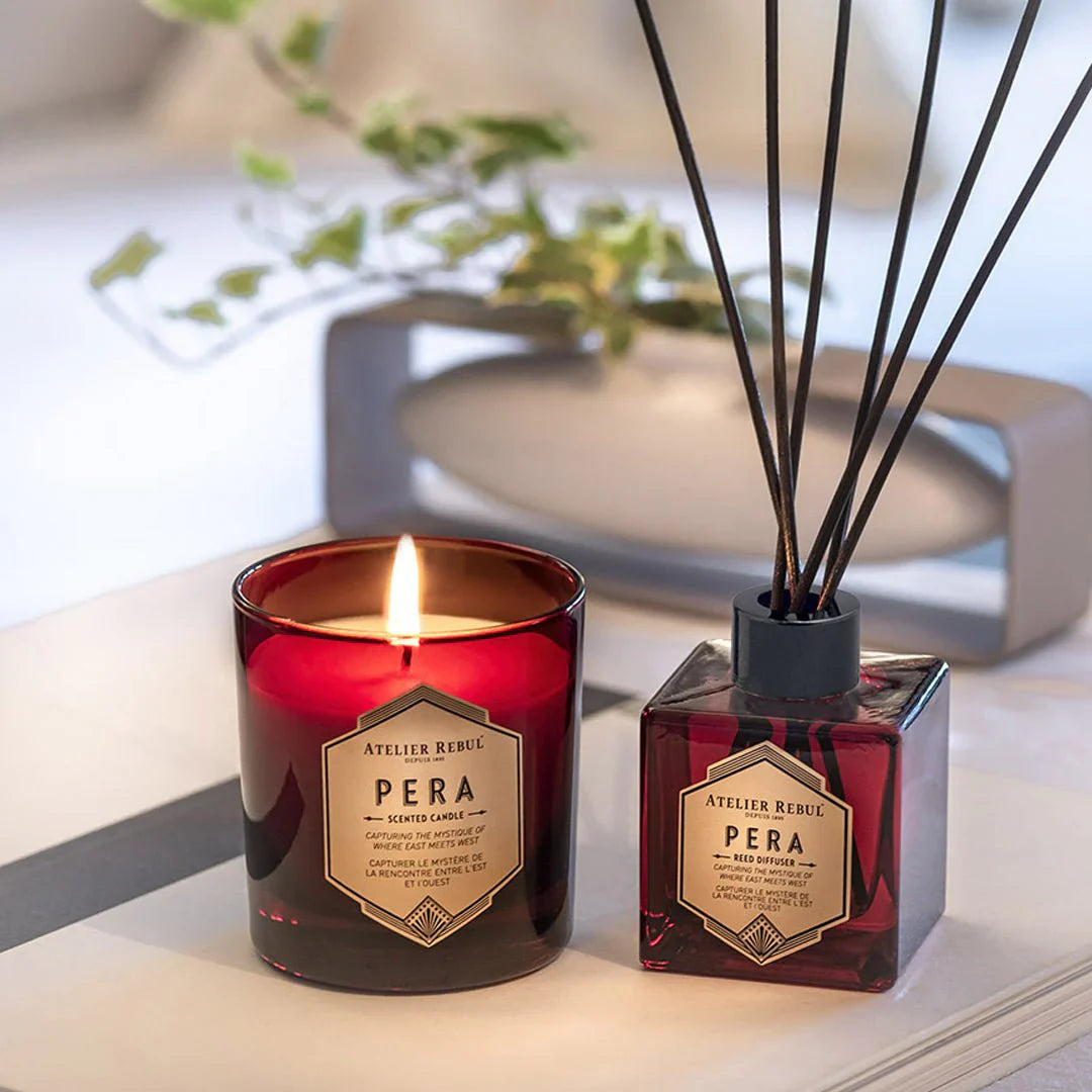 Lumânare parfumată Pera - 210g - Lumânări parfumate